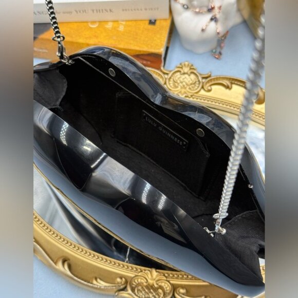 🆕 LULU GUINNESS 🧿 NWOT Black Medium Iconic Lips Perspex Clutch Bag - Picture 9 of 16